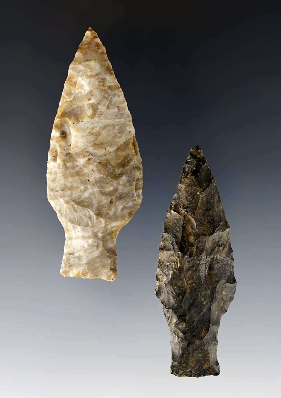 Pair of well made Ohio Ashtabula points. The largest is 2 11/16".