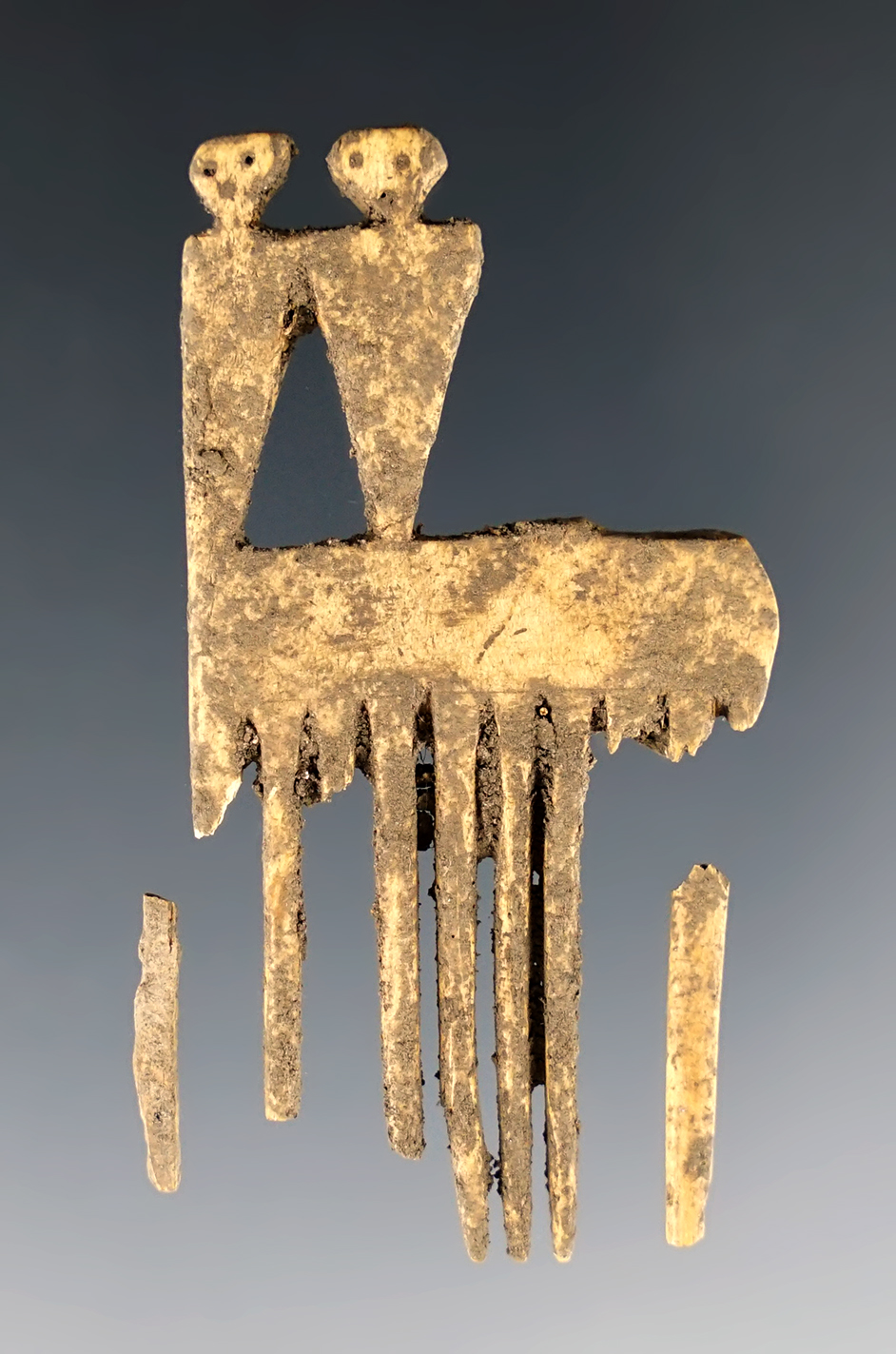 RARE! 2 1/8" tall  Bone Comb found on the Blowers Farm, Munnsville, New York. Ex. Dr. Zariphes.
