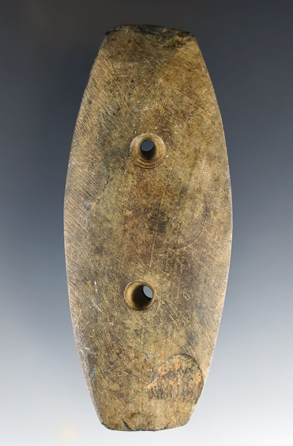 3 1/2" Expanded Center Gorget found in Ontario, Canada. Comes with a Bennett COA.