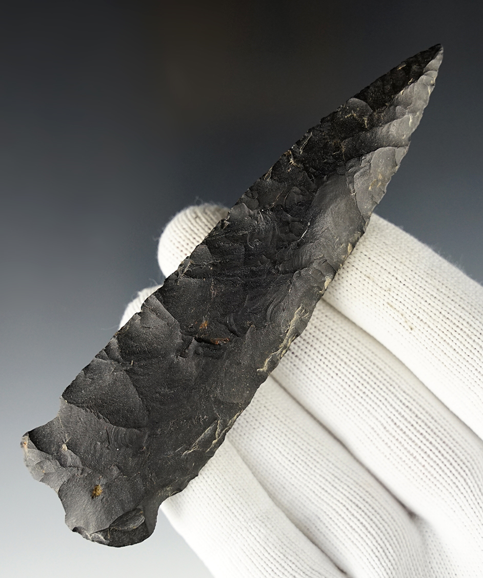 Fine 4 5/8" Sidenotch Knife in nice condition. Found in Modoc Co., California. Made from Obsidian.