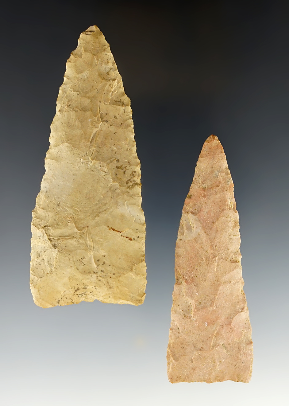 Pair of Triangular Knives found in Davidson & Dickson Co., Tennessee. The largest is 3 3/4".