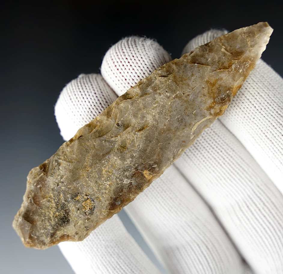Very nice 3 5/8" Diminishing Stemmed point found in Kentucky. In excellent overall condition.