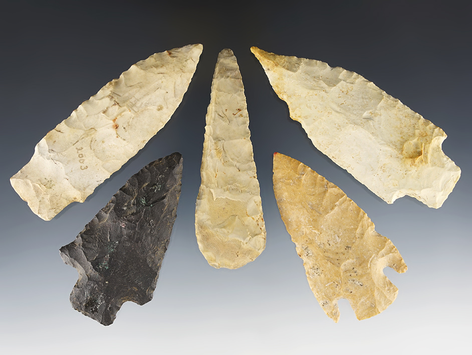 Fine set of 5 assorted Midwest points in excellent condition. The largest is 4 1/8".