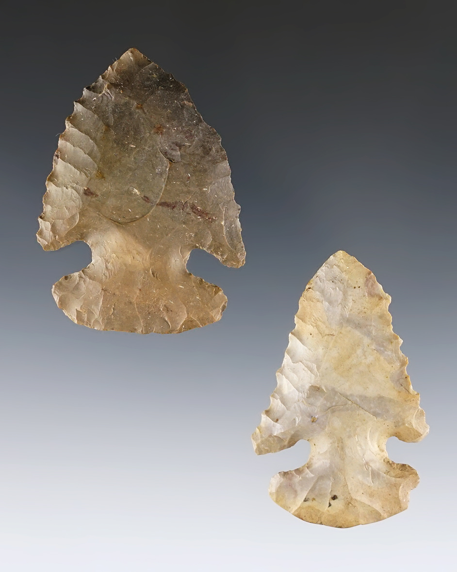 Pair of Ohio Thebes points in good condition. The larger is 2 1/16".