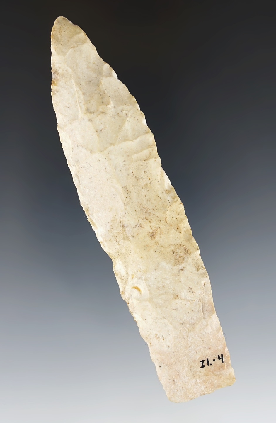 4 5/8" Nebo Hill found in Pike Co., Illinois. Ex. Keith Kleinworth. Partain COA.