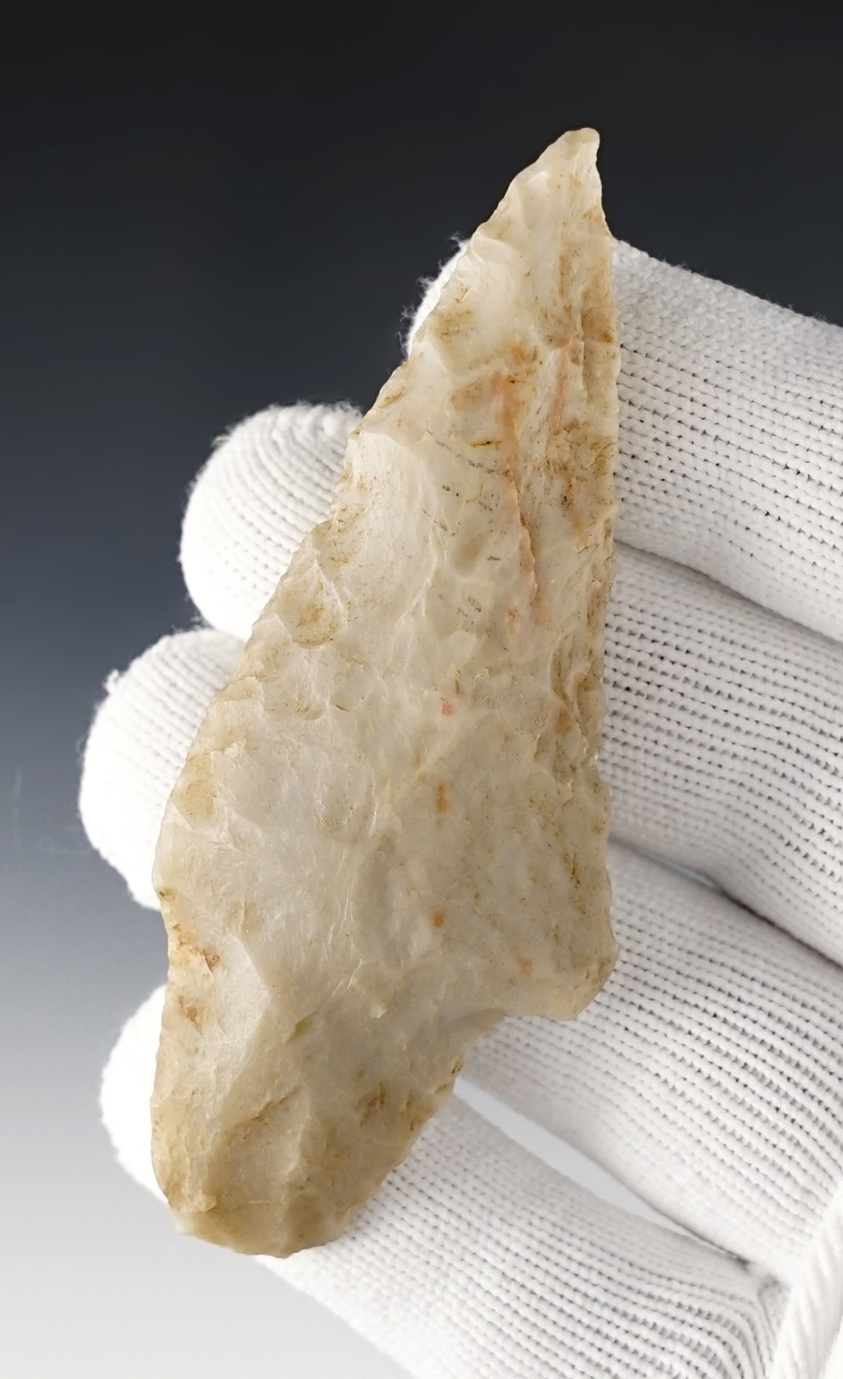 3 1/2" Gary made from Novaculite. Found in Arkansas.