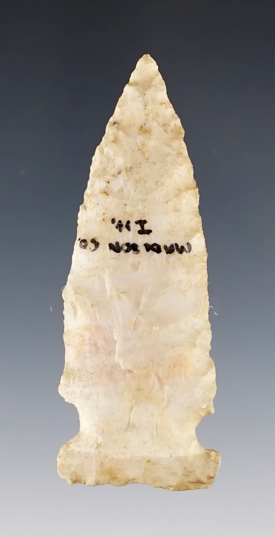 2 5/16" Raddatz Side Notch found by Doug Lay in Madison Co., Illinois. Dickey COA.