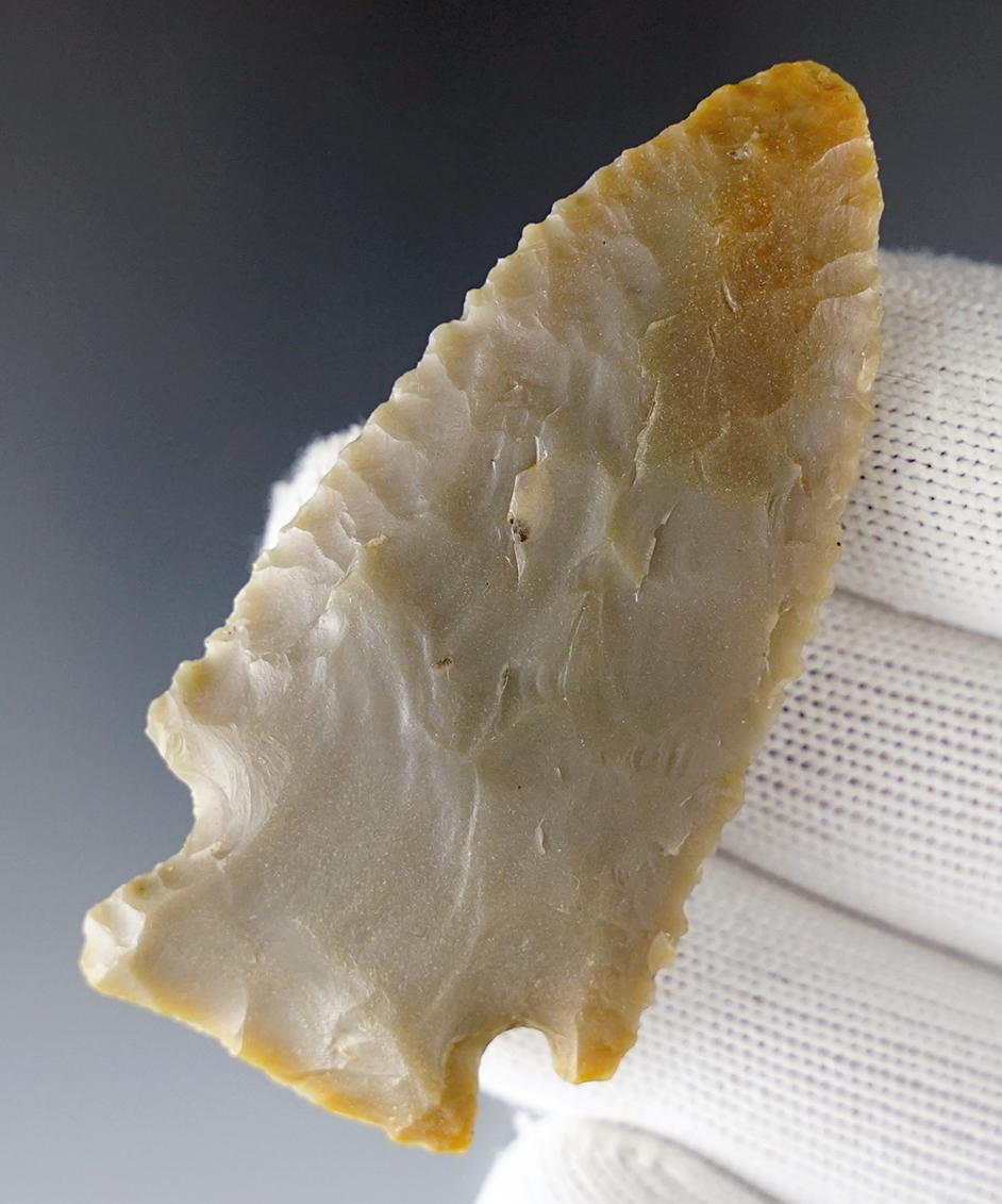 2 9/16" Stilwell made from Carter Cave Flint. Found in Kentucky.