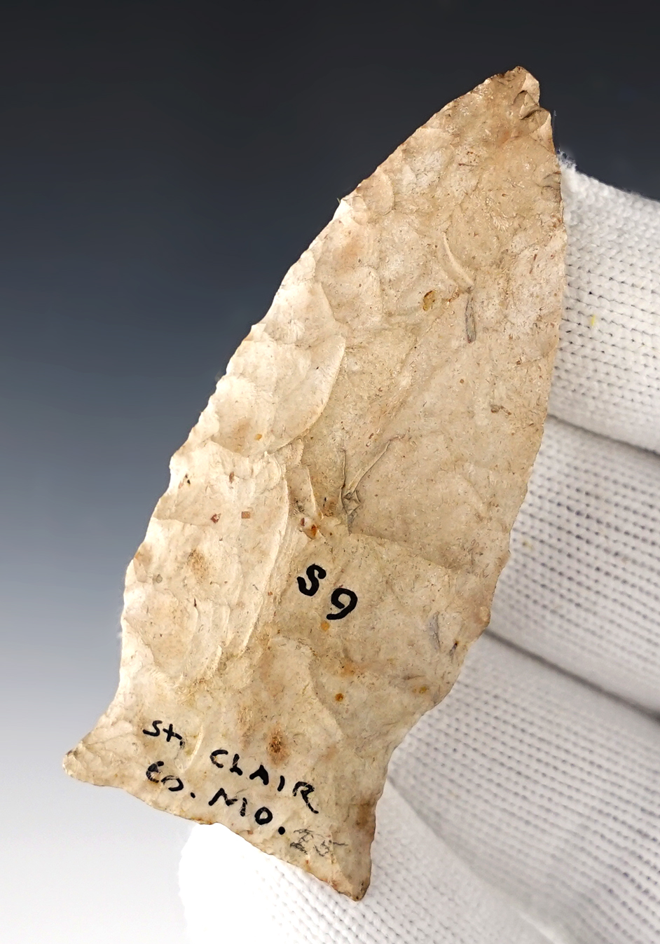 Well made 2 13/16" Rice Side Notched found in St. Clair Co., Missouri. Dickey COA.