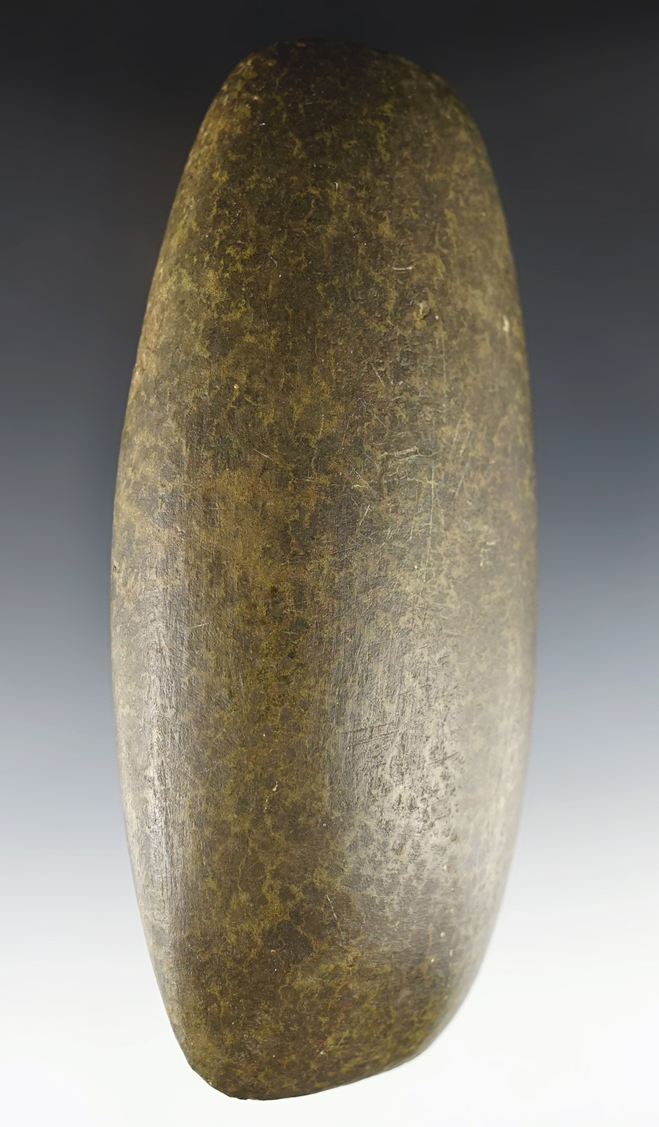 6 1/4" Hardstone Celt that is well polished with a nice bit. Found in Missouri/Illinois.
