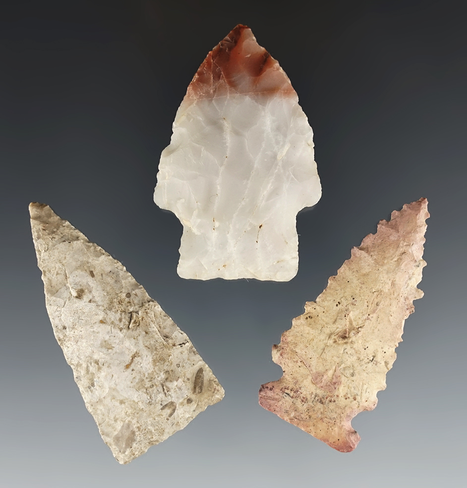 Set of 3 assorted Midwest arrowheads - one made from Novaculite. Largest is 2 3/16".