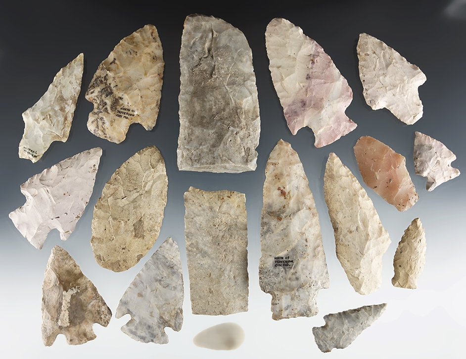 Set of 17 Central Missouri points and tools found on the Lewis Farm, Missouri. Ex. Elsie Lewis.