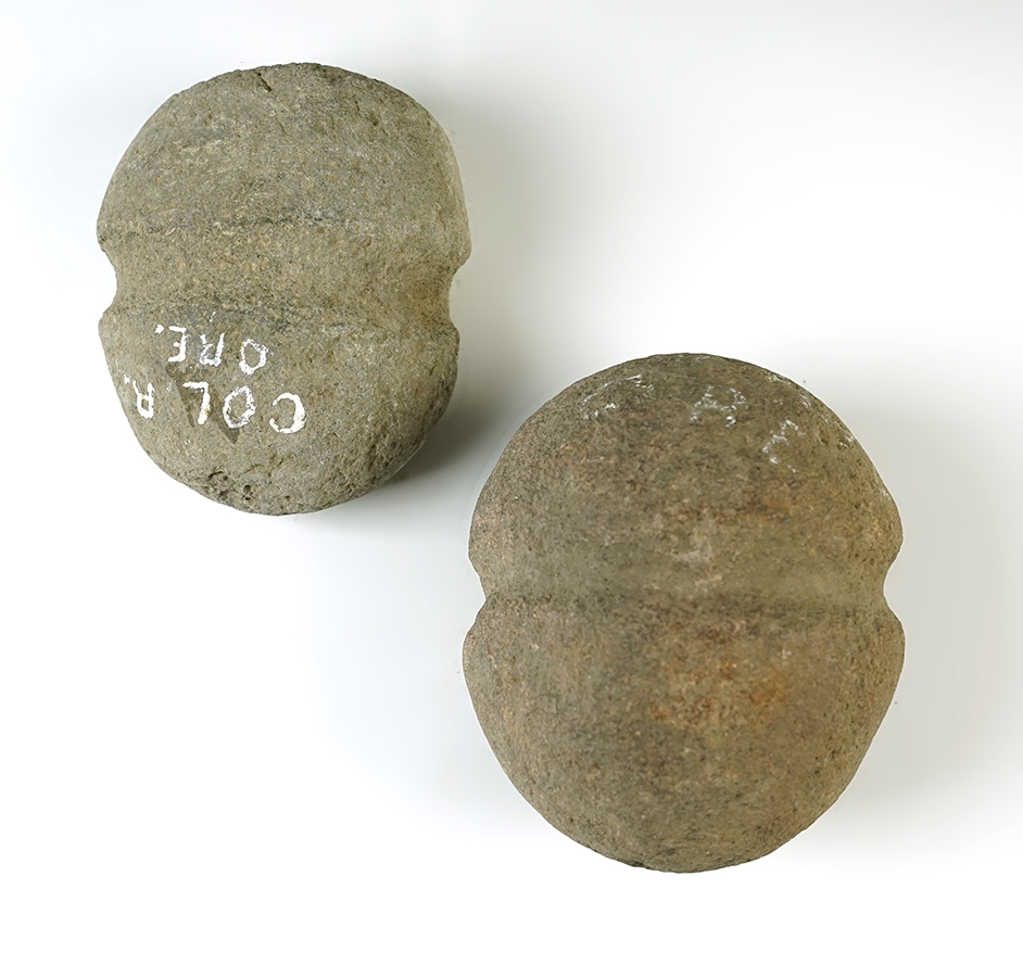 Pair of nicely made Net Weights found near the Columbia River in Oregon. The larger is 5".