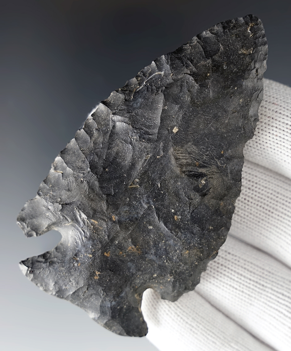 Well styled base on this 3 5/16" Notch-Base Dovetail found in Ohio. Made from Coshocton Flint
