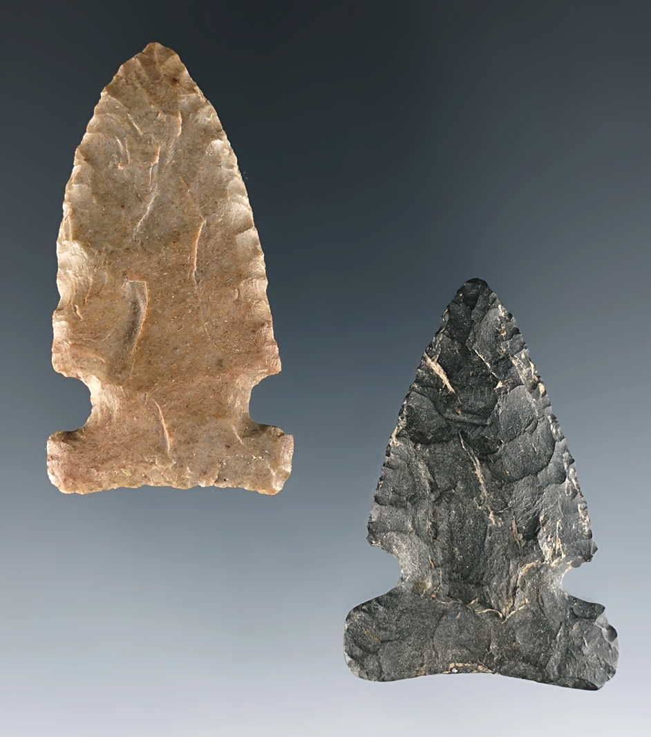 Pair of classic Ohio Archaic Sidenotched points with nicely ground bases. The larger is 2".
