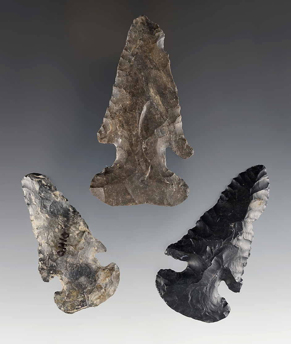 Set of three Classic Archaic Thebes Knives found in Fairfield Co., Ohio. All are in good condition. The largest is 3".