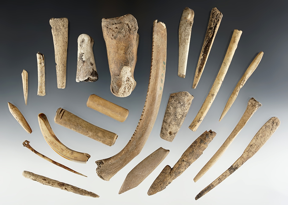 Set of 21 assorted Bone artifacts found in Oregon. All are well patinated. The largest is 5 3/8".