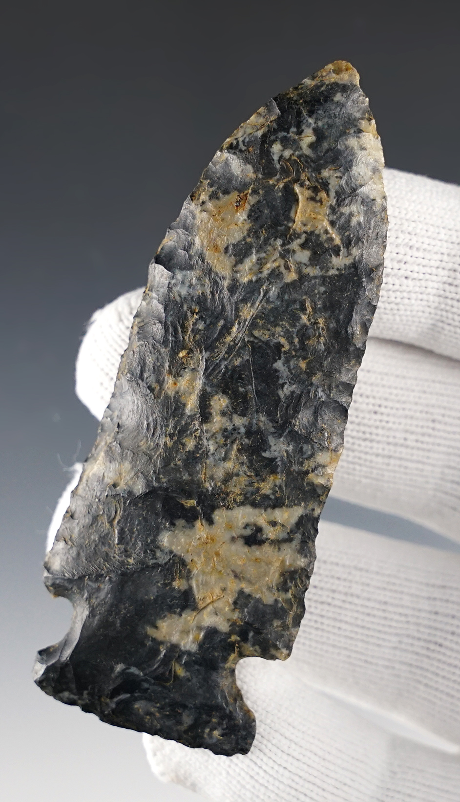 Exceptional 3 5/16" Ohio Stilwell made from a beautiful grade of Coshocton Flint.