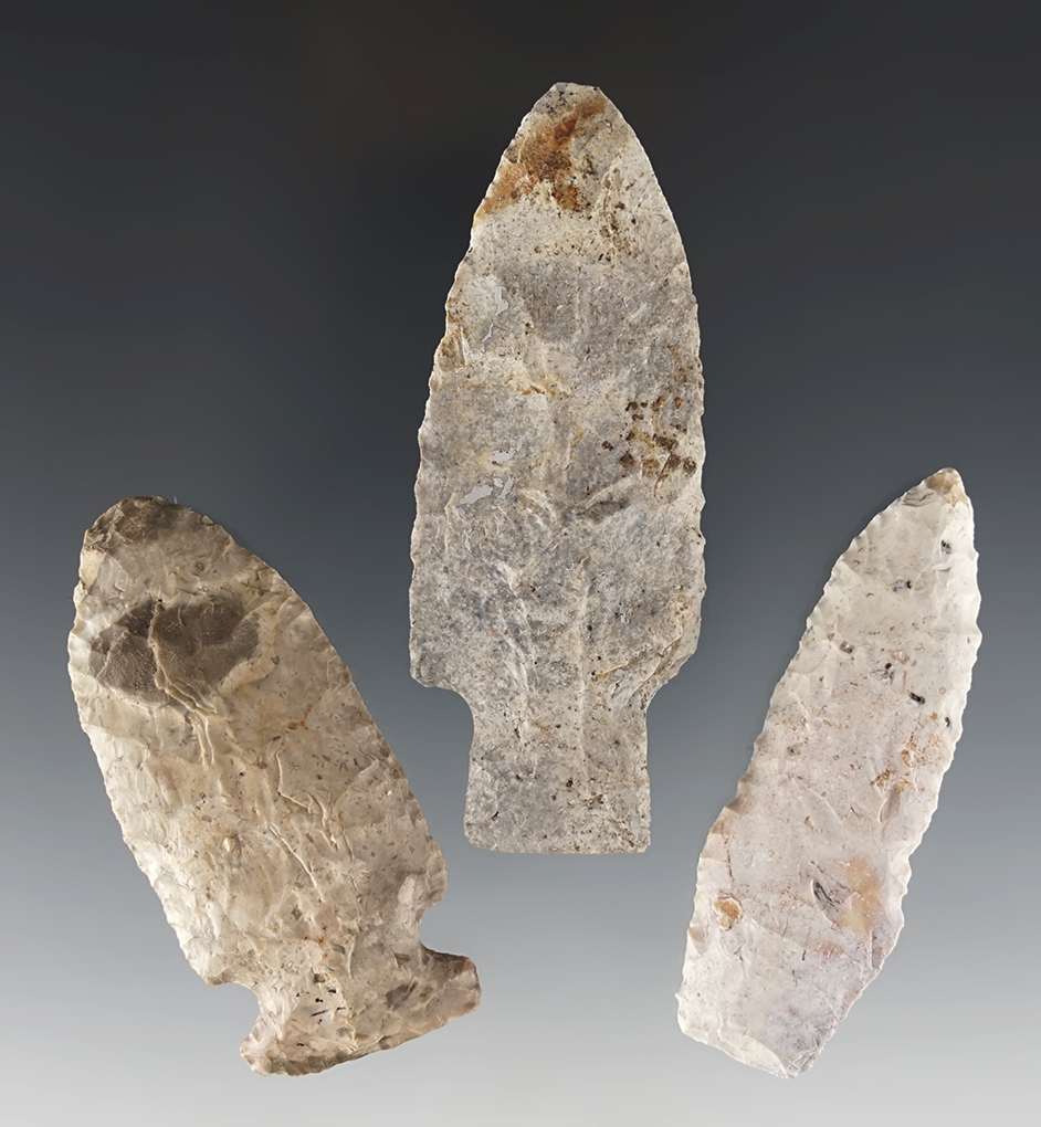 Set of three nicely made Illinois points. The largest is 3 3/16".