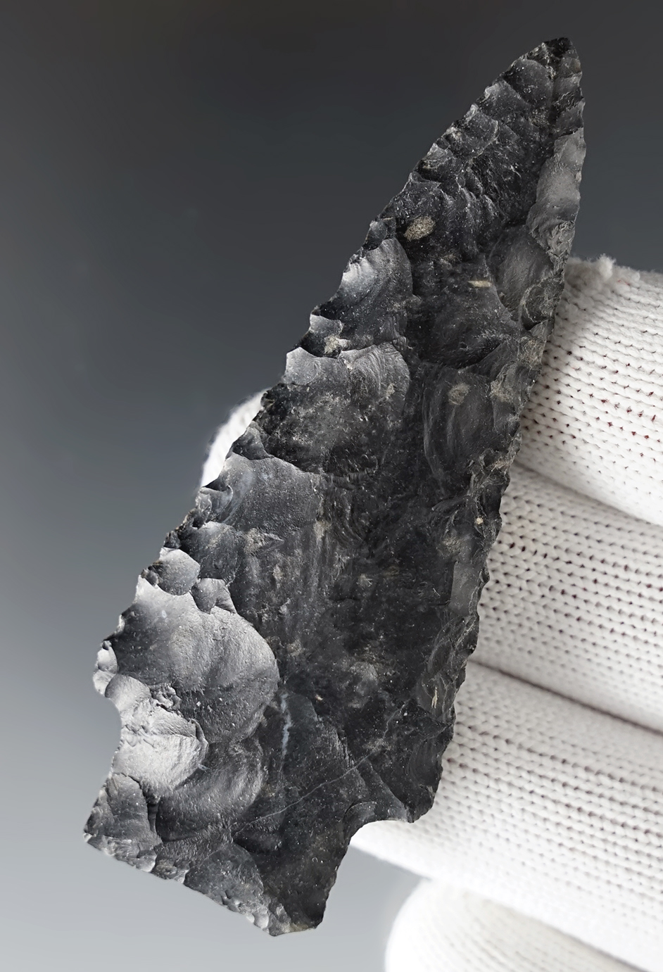 2 15/16" Ohio Heavy Duty with nice grinding to the stem and basal area. Coshocton Flint.